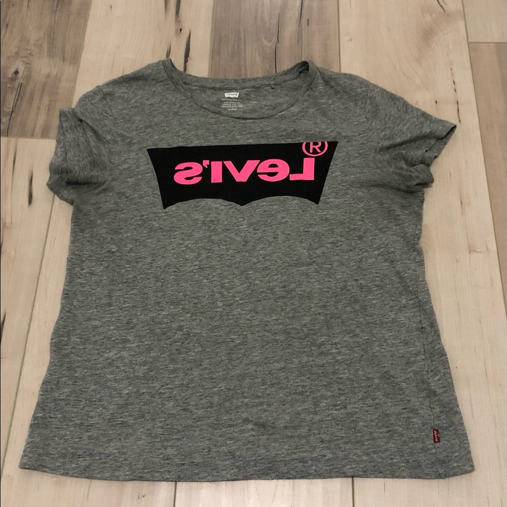 LEVI’s T-Shirt